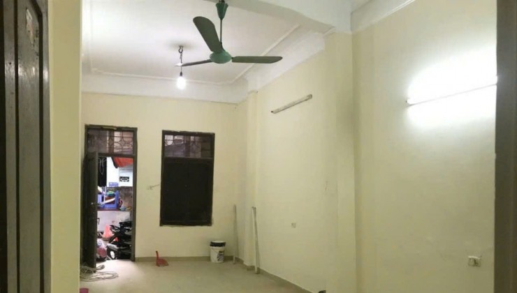 CHO THUÊ NHÀ LÀM VP CÔNG TY,  VỪA Ở VỪA KD PHỐ NGÔ QUYỀN, 3 TẦNG, 40M2, 4 N, 11 TRIỆU